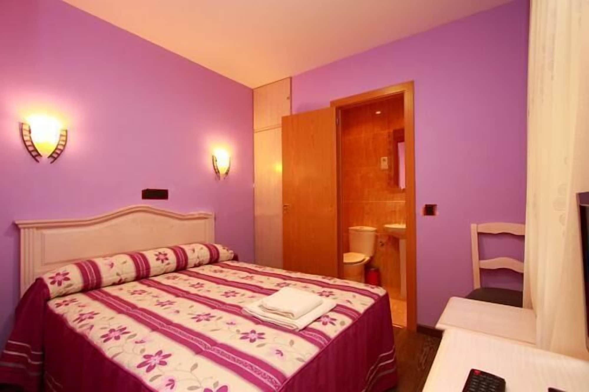 Hostal Regio Madrid Ngoại thất bức ảnh